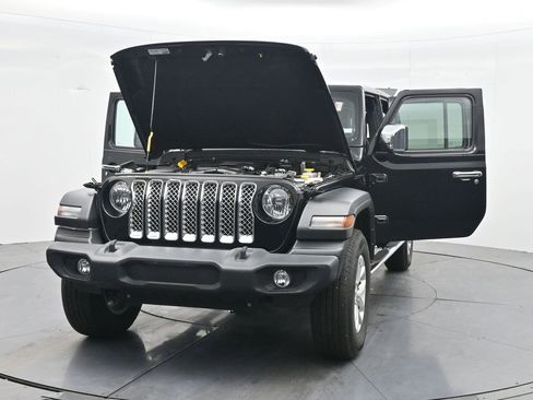 Used 2023 Jeep Wrangler Unlimited Sport AWD/4WD image 37