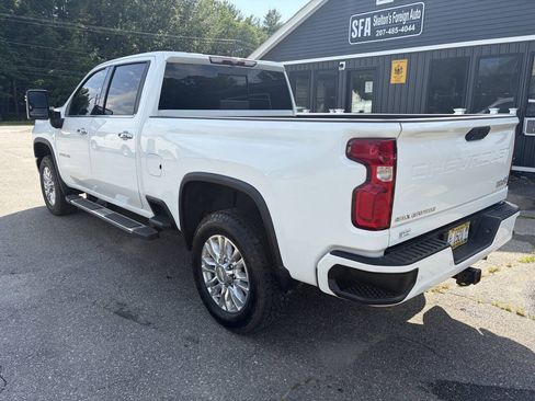 Used 2021 Chevrolet Silverado 2500 High Country w/ Z71 Off-Road Package AWD/4WD image 5