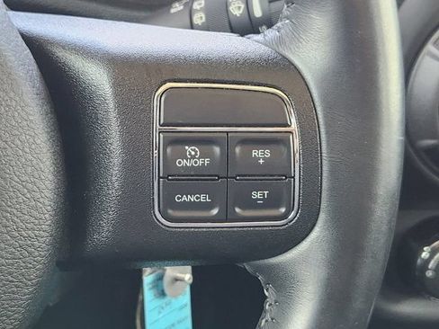 Used 2017 Jeep Wrangler Sport w/ Quick Order Package 24S AWD/4WD image 28
