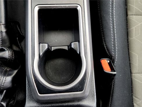 Used 2020 Toyota Tacoma TRD Off-Road image 33