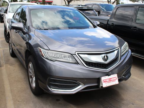 Used 2017 Acura RDX FWD image 2