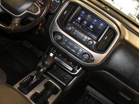 Used 2022 Chevrolet Colorado LT w/ Fleet Safety Package image 23