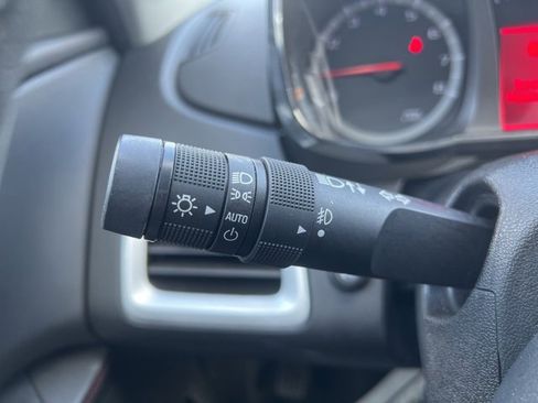 Used 2010 GMC Terrain SLT image 20