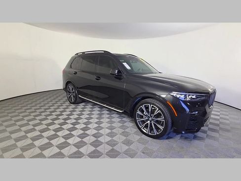 Used 2021 BMW X7 xDrive40i w/ M Sport Package AWD/4WD image 53