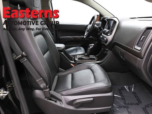 Used 2022 GMC Canyon Elevation w/ Elevation Premium Package AWD/4WD image 25