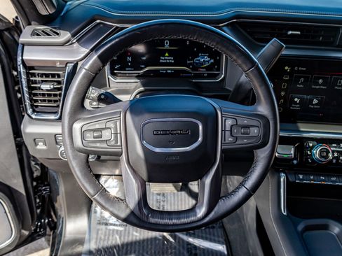 Used 2024 GMC Sierra 2500 Denali Ultimate w/ Max Trailering Package image 19