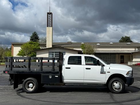 Used 2015 RAM 3500 Tradesman image 7