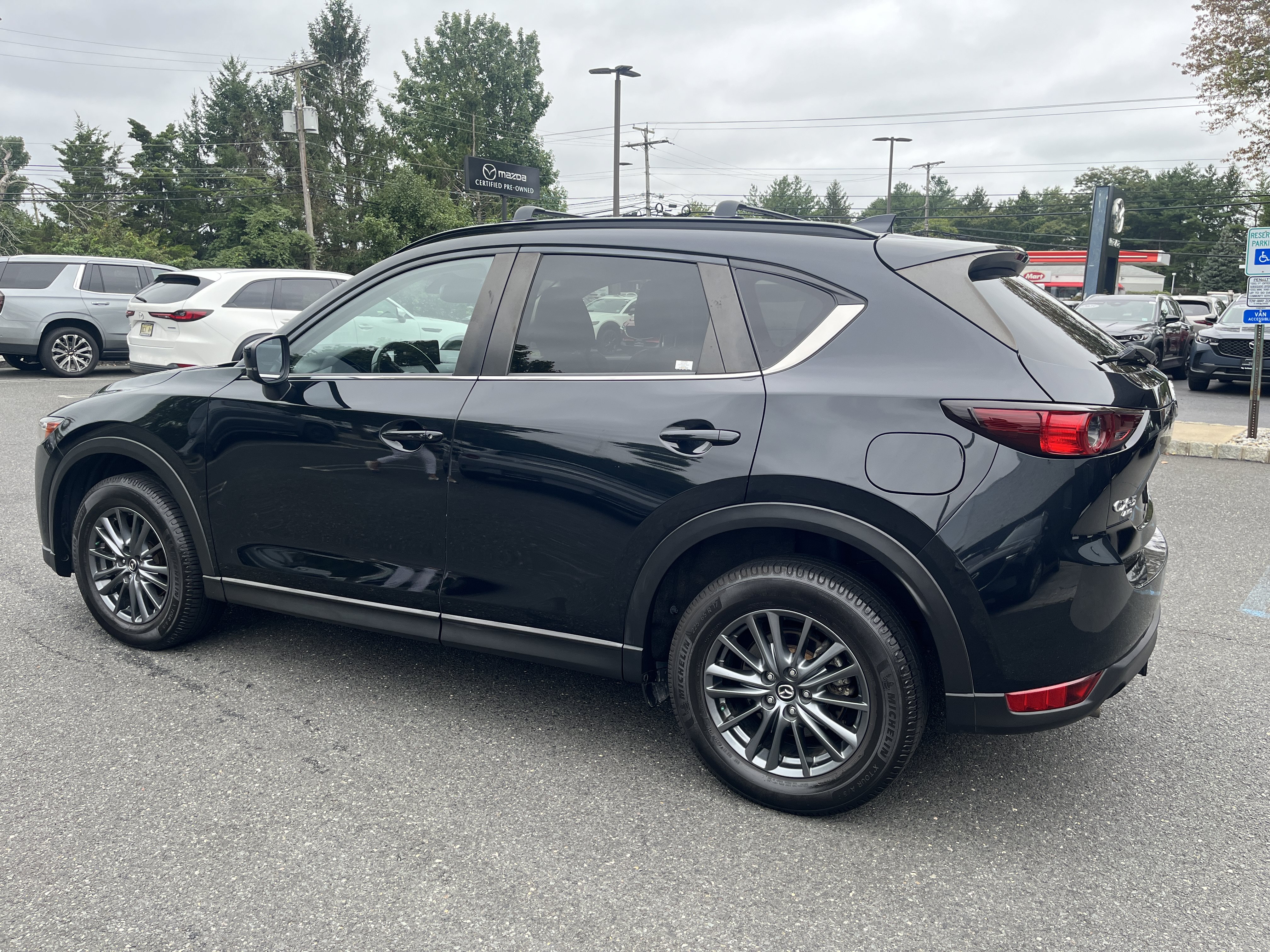 Used 2021 MAZDA CX-5 Touring w/ Touring Preferred SV Package AWD/4WD image 3