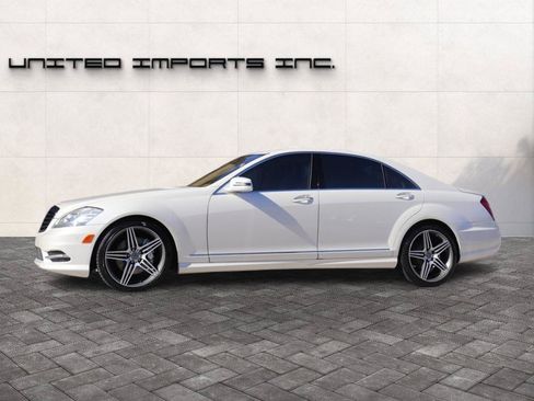 Used 2010 Mercedes-Benz S 550 image 4