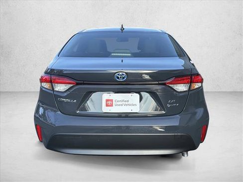 Certified 2025 Toyota Corolla LE image 6