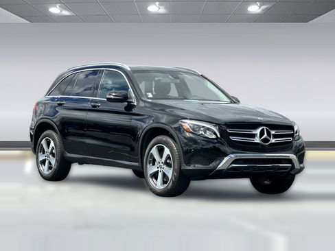 Used 2019 Mercedes-Benz GLC 300 4MATIC image 6