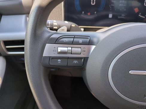 Certified 2025 Hyundai Sonata SEL FWD image 19