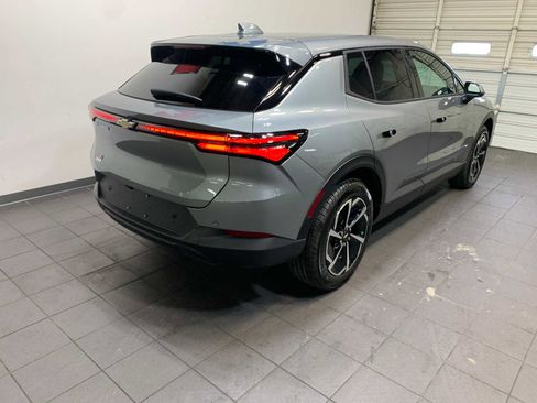 New 2026 Chevrolet Equinox EV LT image 3