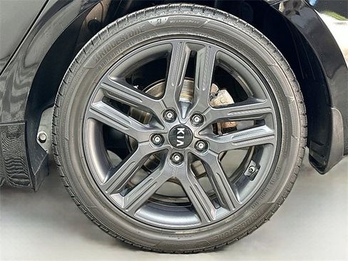 Used 2020 Kia Forte GT-Line image 28