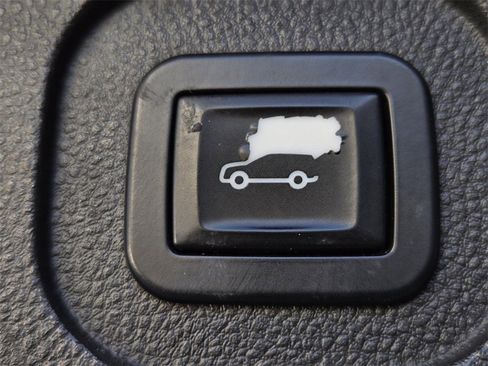 Used 2013 Chevrolet Equinox LT w/ Power Convenience Package image 12