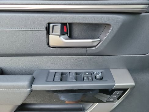 New 2026 Toyota Tundra Limited AWD/4WD image 24