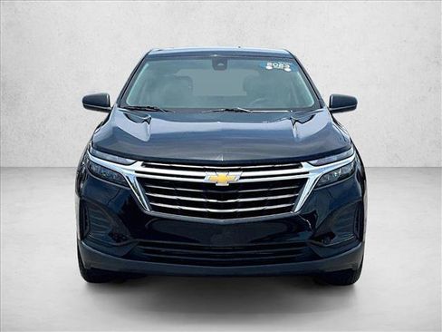 Used 2023 Chevrolet Equinox LS FWD image 3