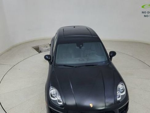 Used 2018 Porsche Macan AWD/4WD image 75