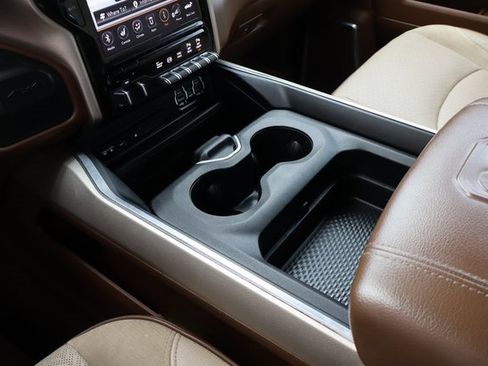 Used 2019 RAM 3500 Laramie image 29