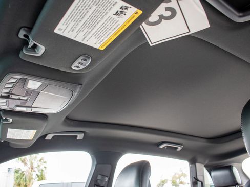 Used 2018 Lincoln MKX Reserve image 14