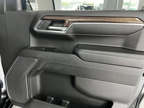Used 2023 GMC Sierra 1500 SLE AWD/4WD image 27