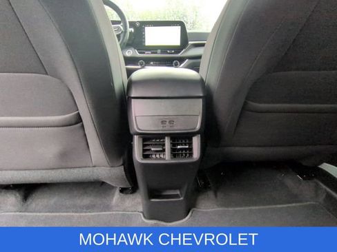 Certified 2025 Chevrolet Equinox LT w/ Safety and Technology Package AWD/4WD image 21