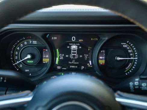 Used 2024 Jeep Wrangler Sahara w/ Technology Group image 27