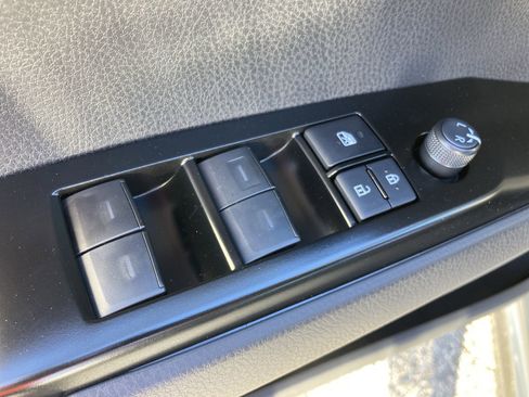 Certified 2026 Toyota Camry SE image 15