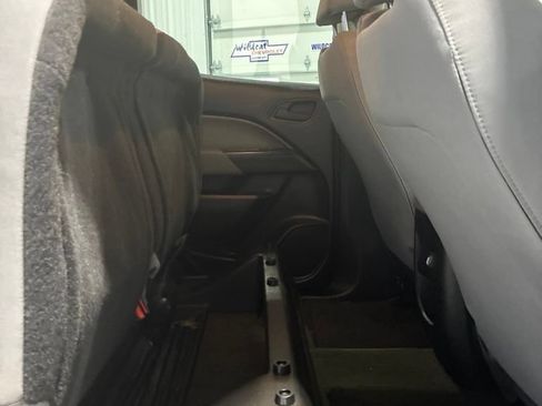 Used 2016 Chevrolet Colorado W/T w/ WT Convenience Package AWD/4WD image 30