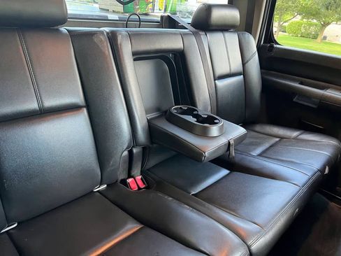 Used 2014 Chevrolet Silverado 2500 LT w/ Interior Plus Package image 19