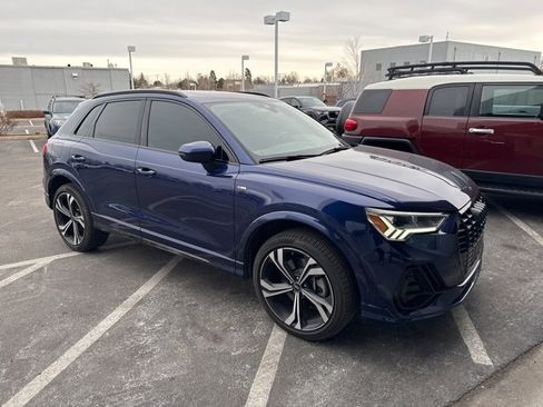 Certified 2023 Audi Q3 2.0T Premium Plus w/ Premium Plus Package image 3