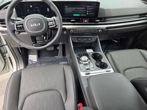 New 2026 Kia Carnival SX FWD image 19