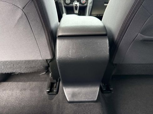 Used 2019 Subaru Crosstrek 2.0i Premium AWD/4WD image 21