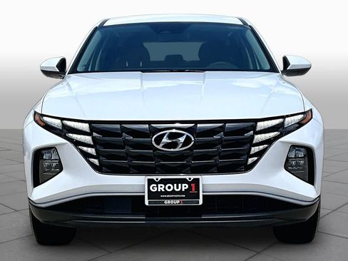 Used 2023 Hyundai Tucson SE AWD/4WD image 4