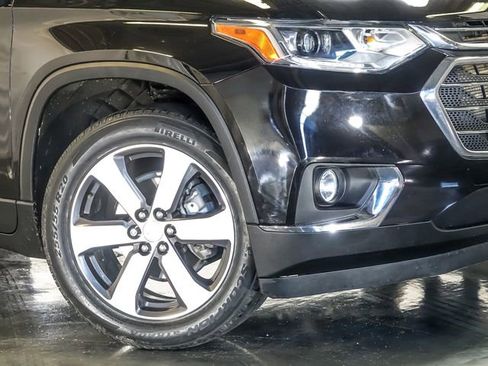 Certified 2021 Chevrolet Traverse LT w/ LT Premium Package image 4