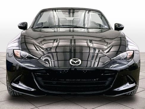 Used 2023 MAZDA MX-5 Miata Grand Touring RWD image 3
