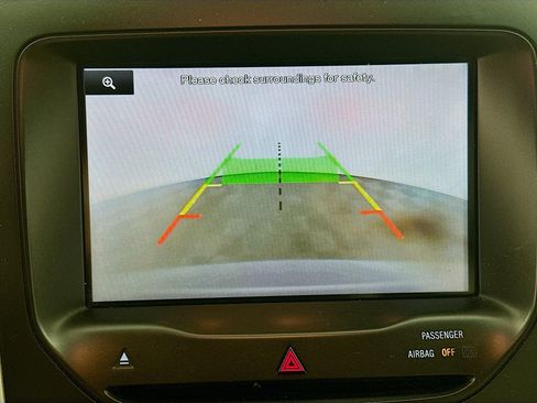Used 2015 Ford Explorer XLT w/ Equipment Group 202B FWD image 21