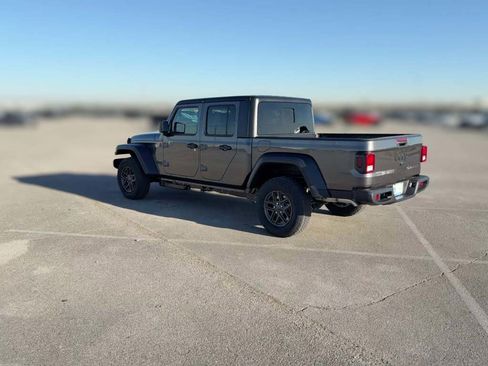 New 2026 Jeep Gladiator Sport image 8