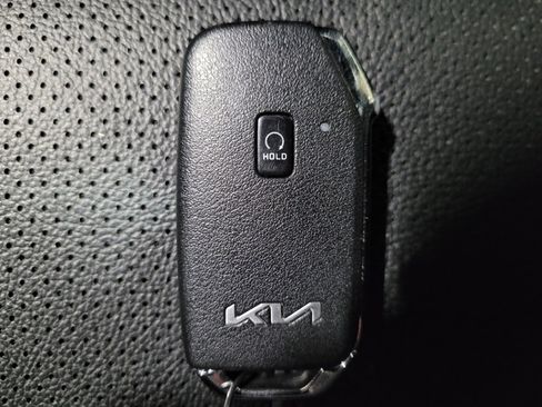 Used 2023 Kia Forte GT-Line w/ GT-Line Premium Package FWD image 32