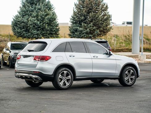 Used 2021 Mercedes-Benz GLC 300 4MATIC image 5