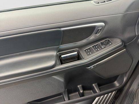 Used 2025 Ford Expedition Max Platinum w/ Stealth Performance Package AWD/4WD image 11