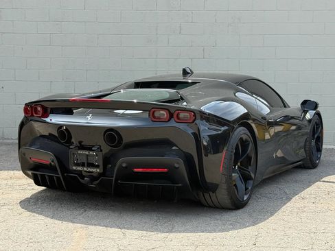 Used 2021 Ferrari SF90 Stradale AWD/4WD image 21