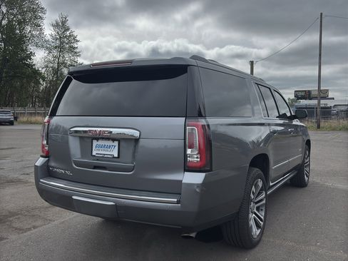 Used 2018 GMC Yukon XL Denali w/ Denali Ultimate Package AWD/4WD image 25