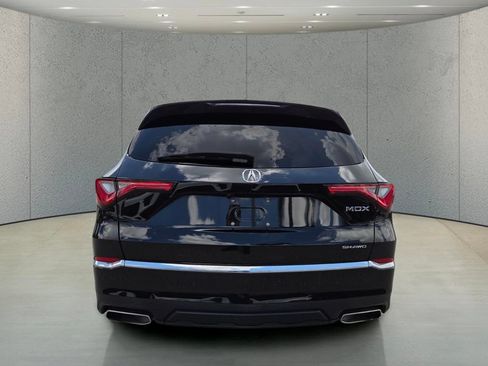 Used 2023 Acura MDX SH-AWD w/ Advance Package image 6