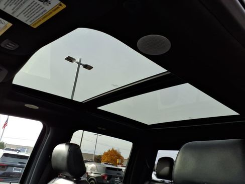 Certified 2021 Ford F150 Raptor w/ Equipment Group 801A High image 13