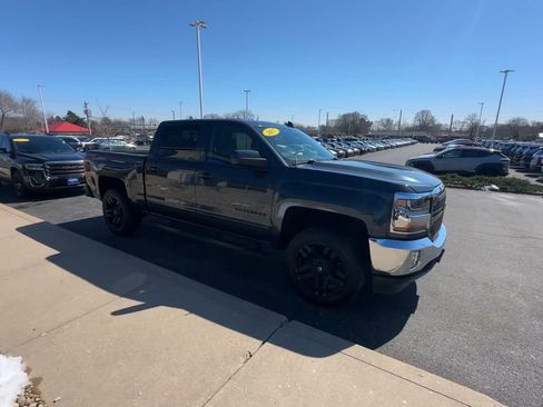 Used 2017 Chevrolet Silverado 1500 LT w/ All Star Edition image 2
