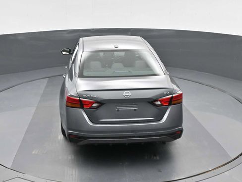 Used 2024 Nissan Altima 2.5 SV image 25