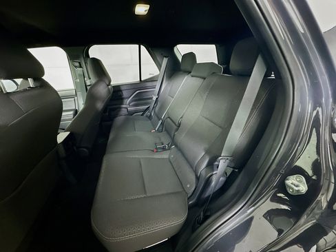 Used 2025 Toyota 4Runner SR5 image 27