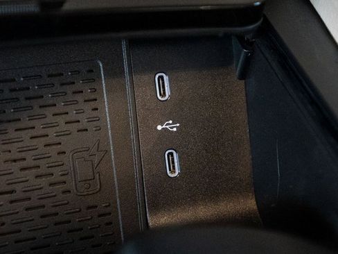 New 2026 Mercedes-Benz GLS 450 4MATIC image 21