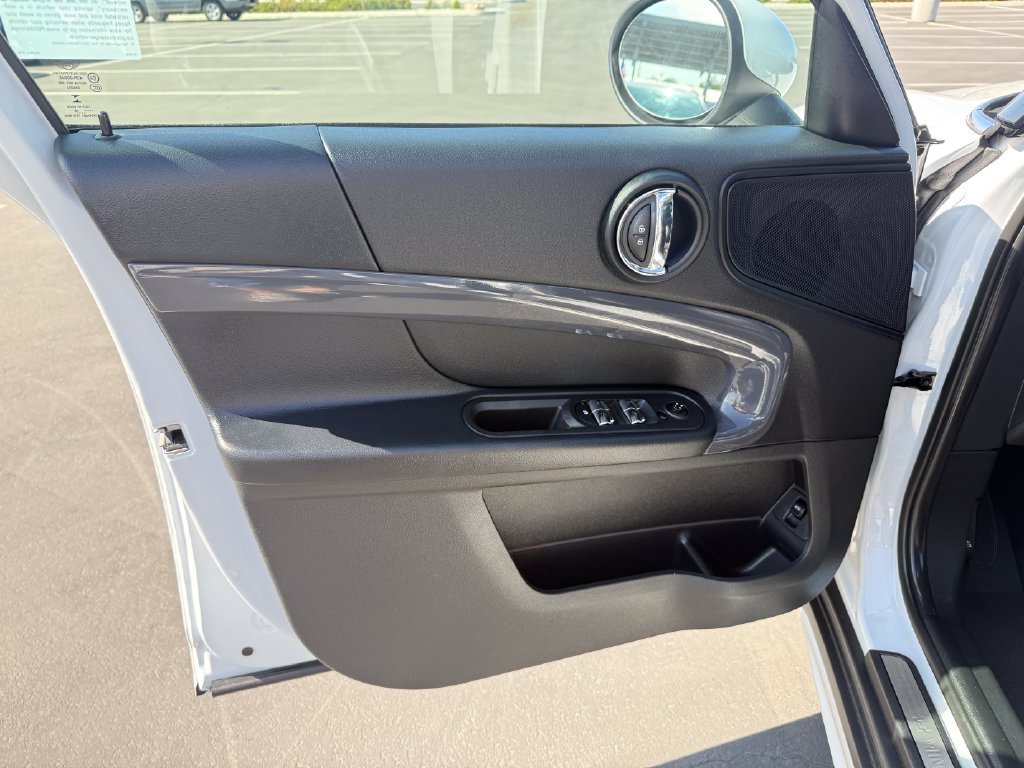Used 2019 MINI Cooper Countryman S FWD image 9